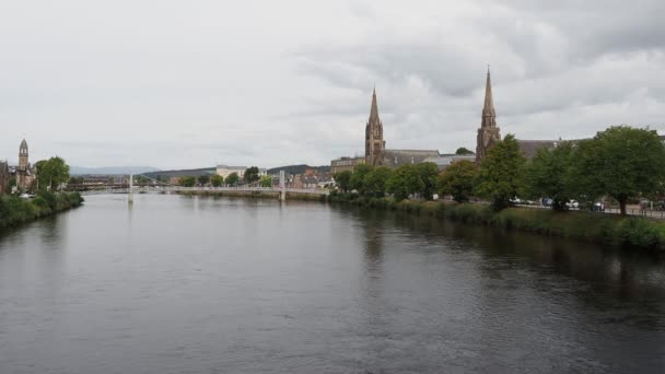 イギリス スコットランドのInvernessと川の街の景色 — ストック動画