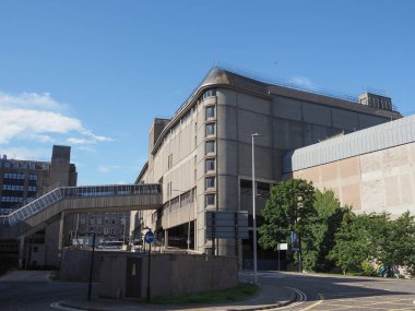 İngiltere, Aberdeen 'deki Trinity Center otoparkı.