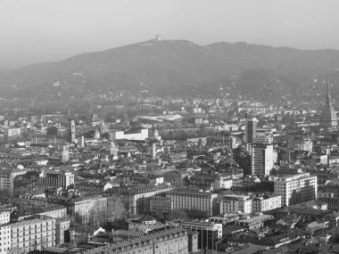 İtalya 'nın Torino kentinin hava manzarası. Piazza Castello meydanı siyah beyaz.