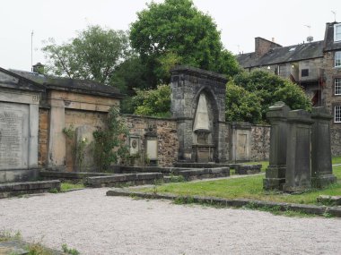 EDINBURGH, İngiltere - 15 Eylül 2023: Canongate Kirkyard