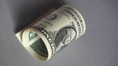 ABD 'nin bir dolarlık banknot rulosu.