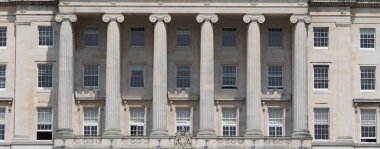 Belfast, İngiltere 'deki Parlamento Binaları (Stormont olarak da bilinir)