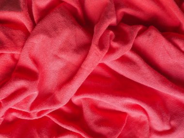 Sanayi tipi buruşuk kırmızı kumaş dokusu arka plan olarak kullanışlı