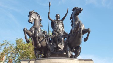 boadicea heykeli fırsat onu insanlara karşı İngiltere'de Roma işgalci lideri olduktan sonra reklam 61 ölen boudicca kraliçesi