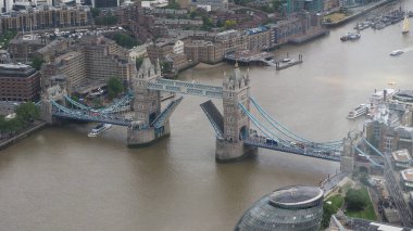 Tower Bridge, Londra, İngiltere, havadan görünümü
