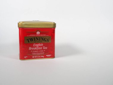LONDON, İngiltere - 17 Kasım 2024: Gevşek Twinings İngiliz kahvaltısı çayı