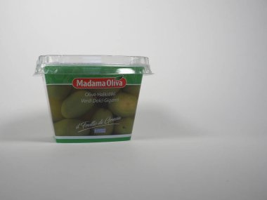 ROMA, İTALYA 20 ARALIK 2024 Madama Oliva dev tatlı yeşil zeytinleri