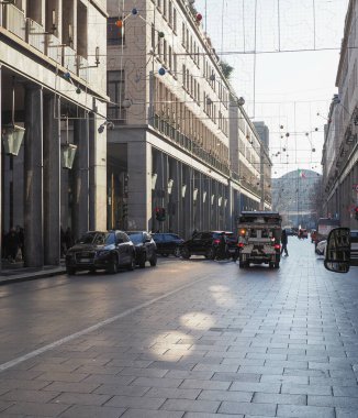 TURIN, İTALYA - 30 ARALIK 2024: Mimar Marcello Piacentini tarafından tasarlanan Romanlar