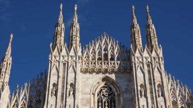 Milano 'daki Duomo di Milano (çeviri: Milan Katedrali) Gotik Kilisesi