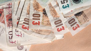 İngiltere 'nin 50 Pound' luk banknotları