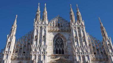 Milano 'daki Duomo di Milano (çeviri: Milan Katedrali) Gotik Kilisesi