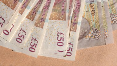 İngiltere 'nin 50 Pound' luk banknotları