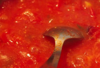 Makarna çeşni olarak kullanılan domates sosu ketçap