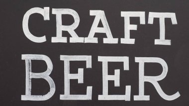 zanaat bira blackboard işareti bir pub