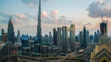 Dubai, BAE, 25 Aralık 2021, Dubai modern şehir panoraması..