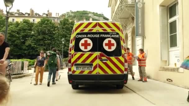 Grenoble Fransa Temmuz 2023 Acil Durum Aracının Arka Tarafında — Stok video