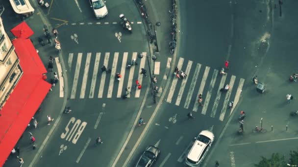 Légi Felvétel Egy Utcai Kereszteződésről — Stock videók