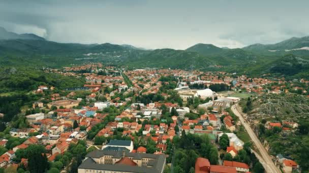Çetince Kasabasının Havadan Görünüşü — Stok video
