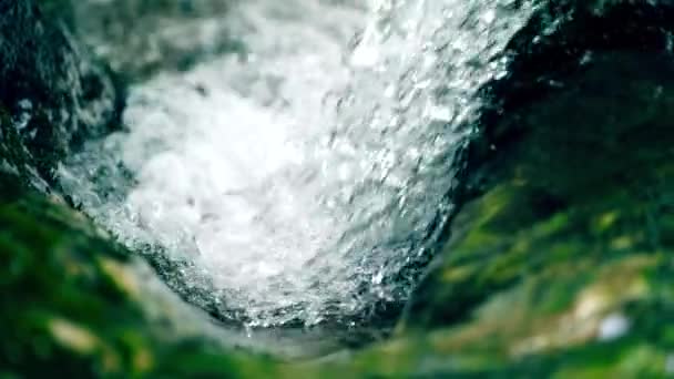 Повільний Рух Альпійського Водоспаду — стокове відео
