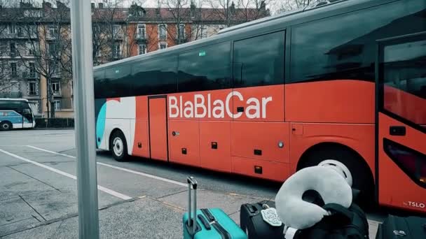 Grenoble Fransa Şubat 2024 Blablacar Otobüsü — Stok video