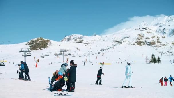 Huez Francia Febrero 2024 Pista Esquí Alpino — Vídeo de stock