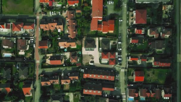 Luftaufnahme Eines Wohnhauses Und Eines Gartens Stock-Filmmaterial
