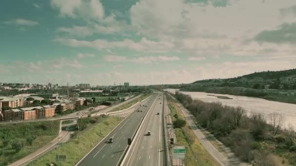 Flygfoto Motorväg Och Cykelväg — Stockvideo