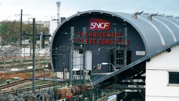 Parijs Frankrijk April 2024 Tgv Inoui Treinen Stad — Stockvideo