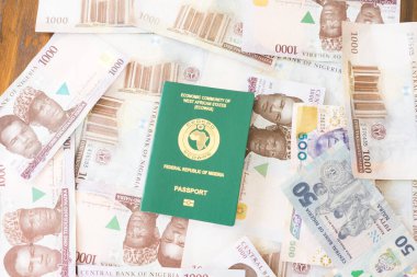 Nijerya Ecowas Pasaportu Nijerya Naira 'sının üstünde harcamak için