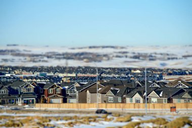 Calgary Alberta 'daki banliyö yerleşim evleri