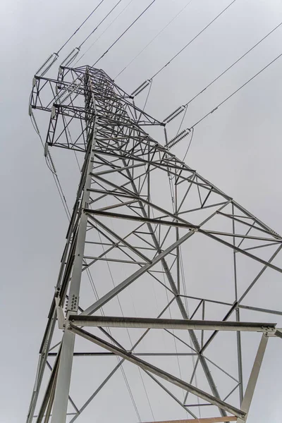 Pilón Eléctrico Con Cables Electricidad —  Fotos de Stock