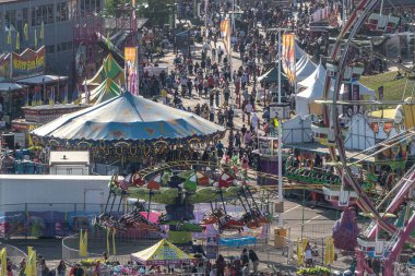 14 Temmuz 2024 - Calgary Alberta Kanada - Calgary Stampede 'de kalabalık