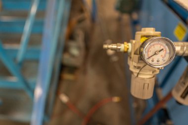 Kontrol etmek için fabrika ekipman basınç dili