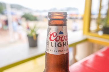 23 Ocak 2024 - Philipsburg Sint Maarten - Boş Coors Light Birası