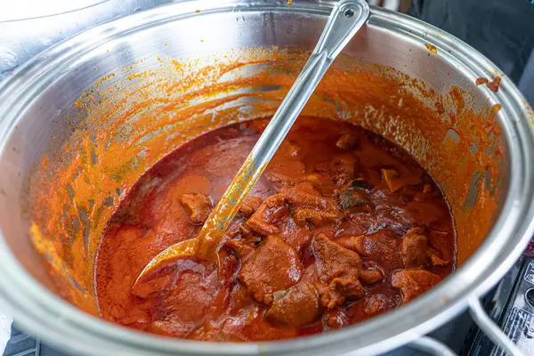 bir kap Nijerya domates güveci