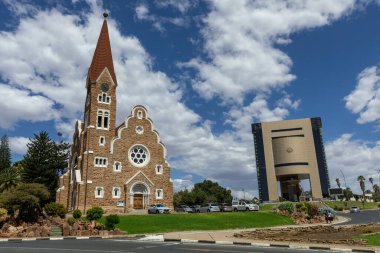 Christus Kirche ya da İsa Kilisesi. Namibya 'nın Windhoek kentinde popüler bir turizm merkezi. Afrika. 