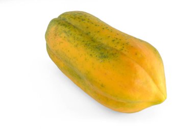 Olgun papaya meyvesi beyaz arkaplanda izole.