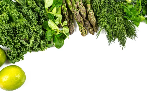Zöld Fűszernövények Zöldségek Elszigetelt Fehér Alapon Jogdíjmentes Stock Fotók