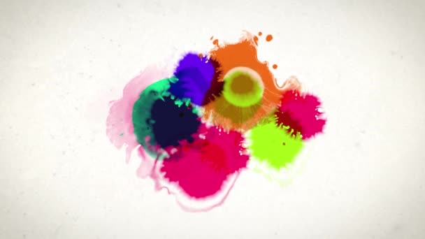 白い背景に異なる色のぼかしのペイント インク — ストック動画