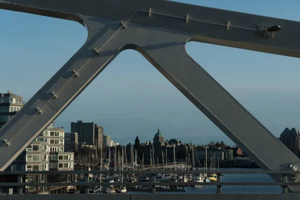 Johnson Street Bridge Frames Inner Harbor Victoria Brits Columbia — Stockfoto