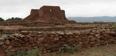 New Mexico 'daki Pecos Ulusal Anıtı' ndaki Misyon Kilisesi 'nin Mimari detayları