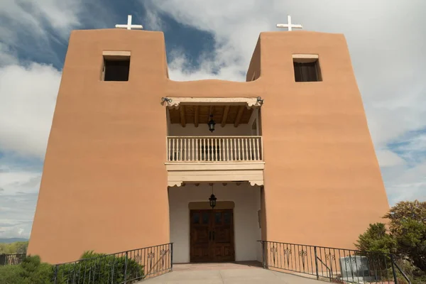Framifrån Katolsk Kyrka Nambe New Mexico — Stockfoto