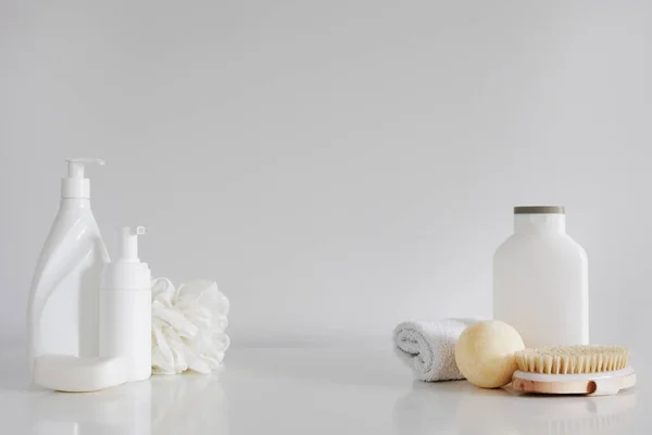 Cosmetic Bottles Massage Brush Sponge Soap Towel Copyspace — Stock Photo, Image