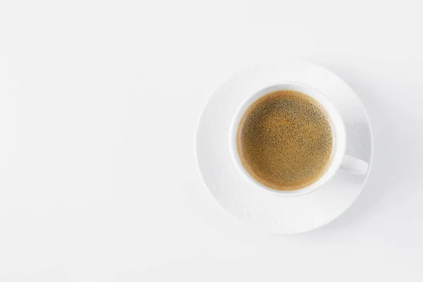 Draufsicht Auf Schwarzen Kaffee Weißer Tasse Auf Tisch Mit Copyspace — Stockfoto