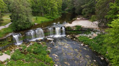 Estonya 'nın en güzel şelalelerinden biri Keila Şelalesi.