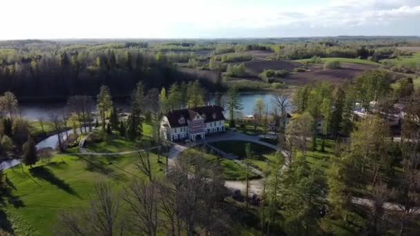 Вид Воздуха Дом Озера — стоковое видео