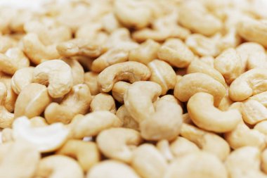 Lezzetli çiğ fındık arkaplanını kapat.