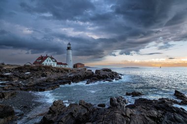 Portland Deniz Feneri, Maine 'de gün batımı