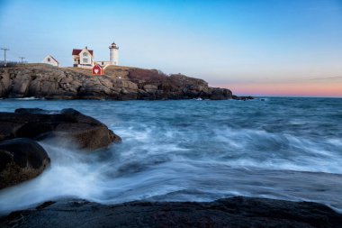 Nubble Deniz Feneri 'nde Günbatımı, Maine