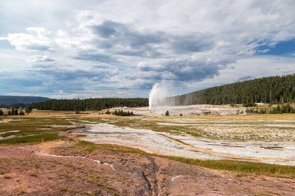 Old Faithful Geyser, Yellowstone National Park